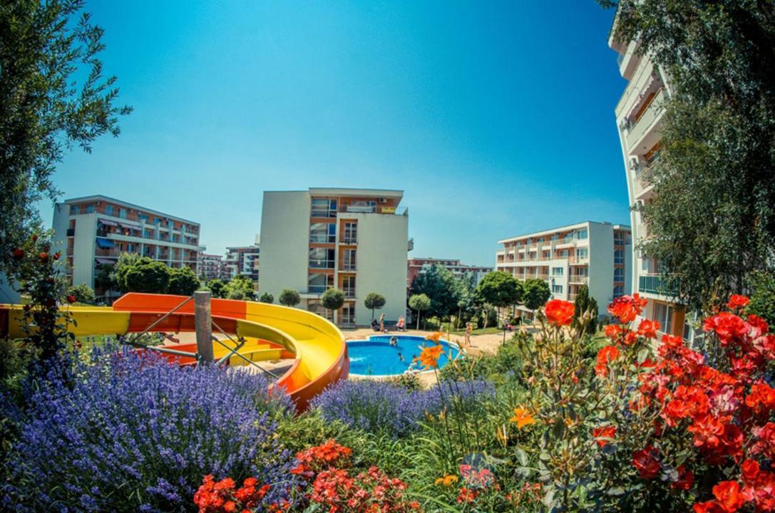Grand Resort - Imperial Crown Fort Club - Prestige Apartments エレニテ エクステリア 写真